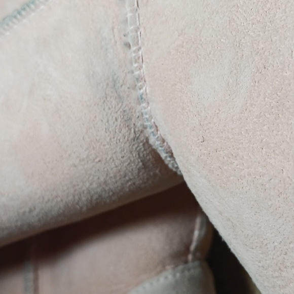 Uggs classic short baby pink  size 7 - Picture 8 of 12